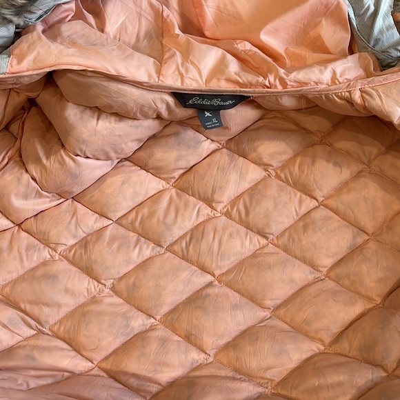 Eddie Bauer puffer coat - Picture 8 of 13